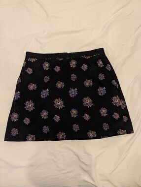 Club Monaco Navy Floral A-Line Skirt Size 6